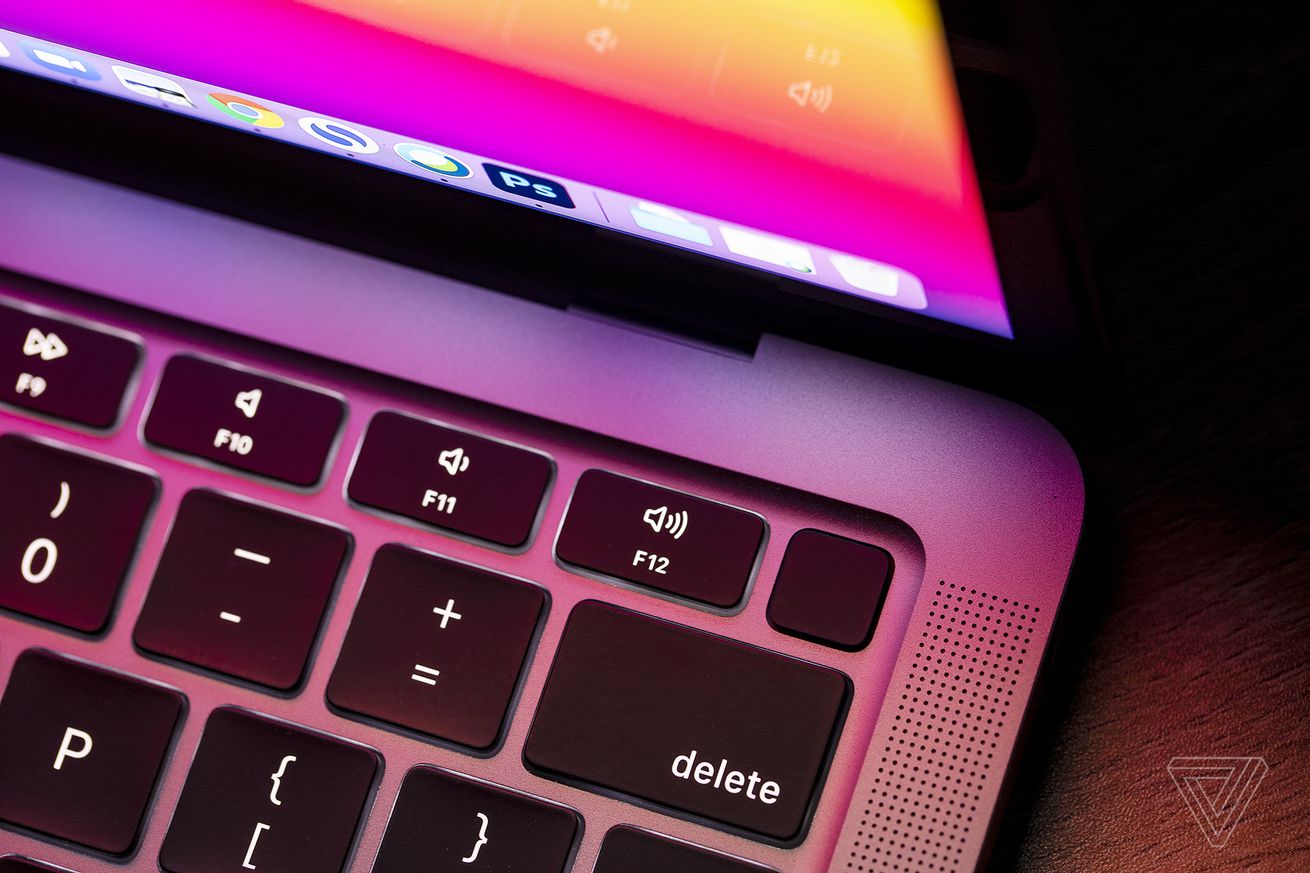 It uses TouchID for biometrics. Overall the hardware is identical to the last model